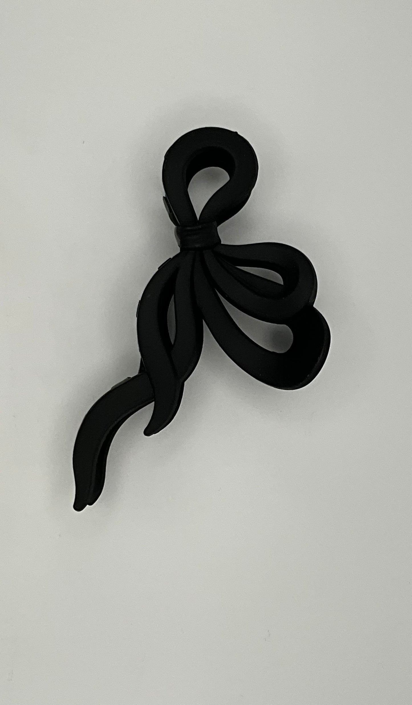 Bow style hair clip